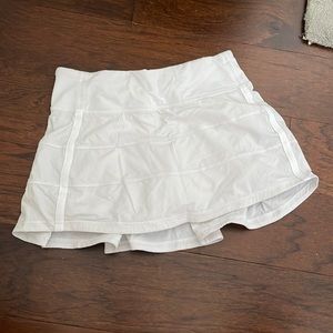 Lululemon white tennis skirt